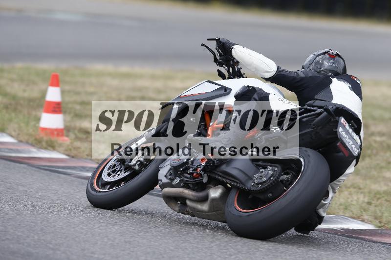 /32 07.07.2025 Plüss Moto Sport ADR/Freies Fahren/backside
